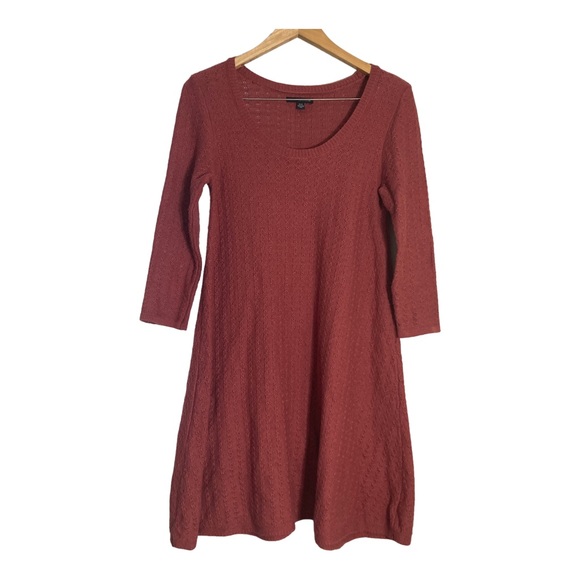American Eagle Outfitters Dresses & Skirts - American Eagle Outfitters  M Pink Fit and Flare Knit Scoop Neck Sweater Dress